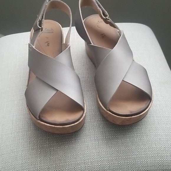 clarks silver wedges